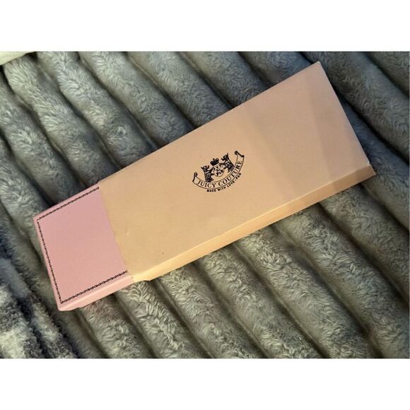 Vintage OG gold juicy couture very rare black Leather w/gold coin rivets heart J - Picture 9 of 9